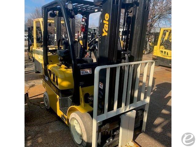 2017 Yale GC050VX LP Gas Forklift - 123Forklift