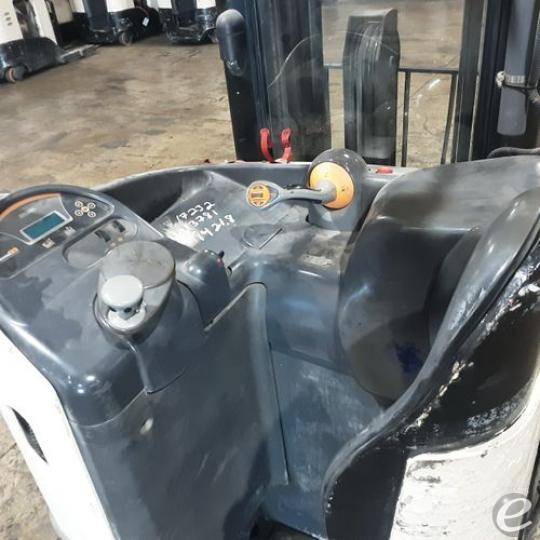 2016 Crown RR5725-45
