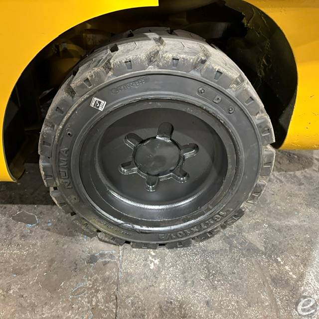 2021 Yale GLC070VX