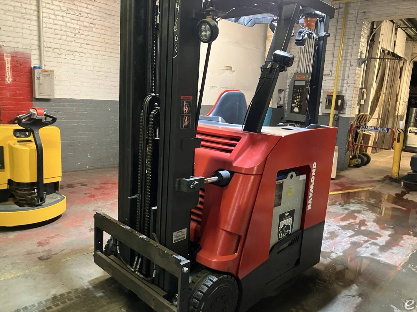 2018 Raymond 415-C30TT
