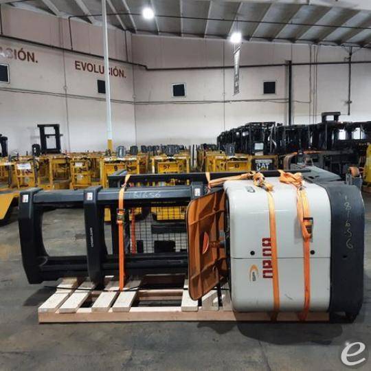 2016 Crown SP4030-30 Electric Order Picker - 123Forklift