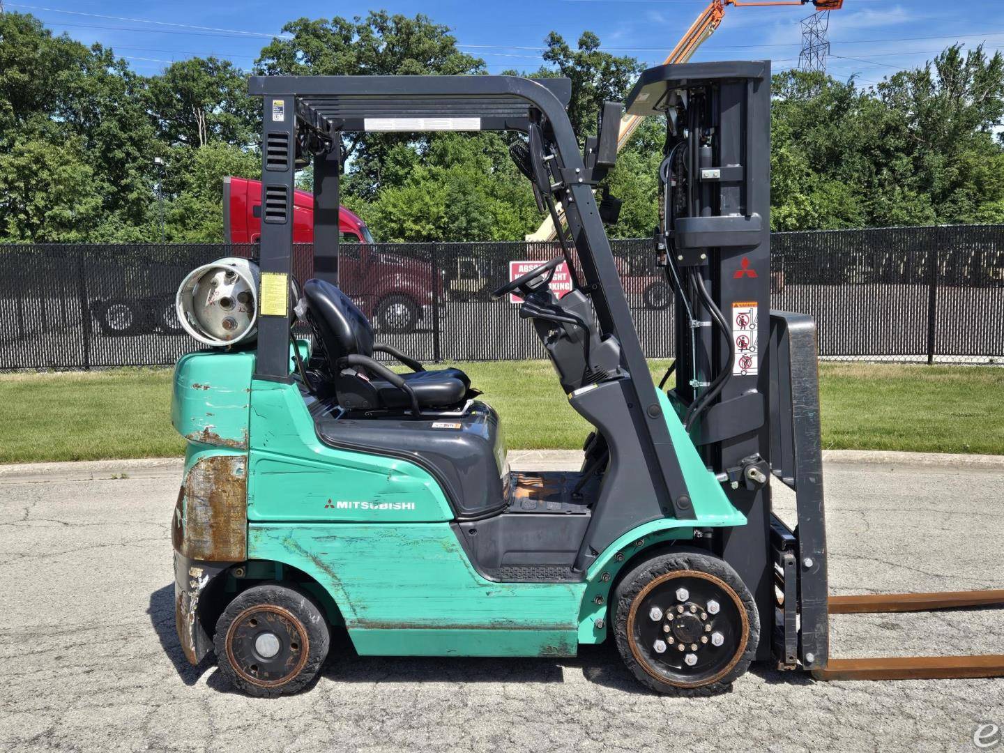 2020 Mitsubishi FGC20N