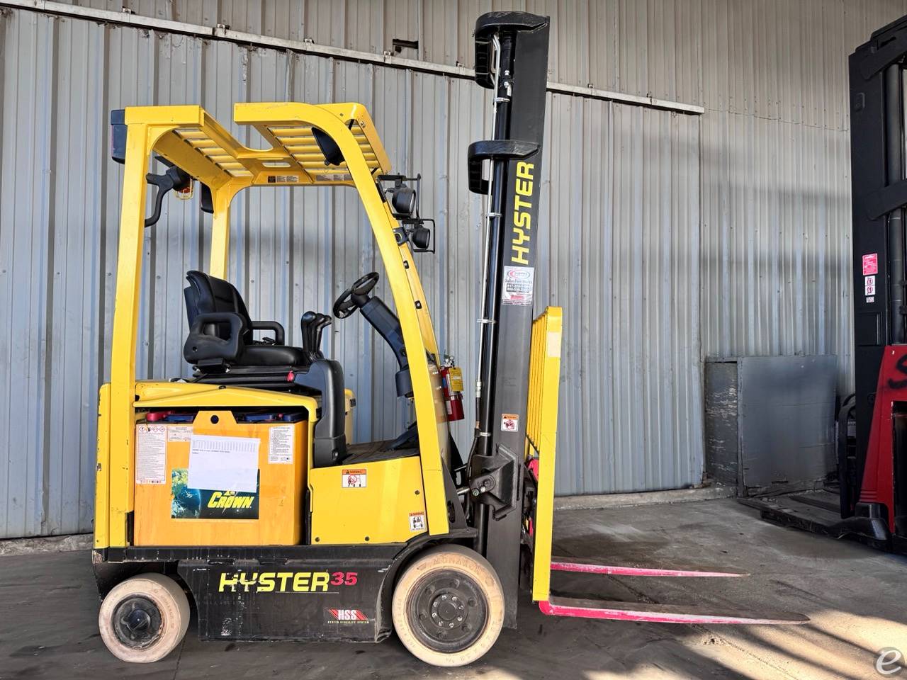 2015 Hyster E35XN Electric Forklift - 123Forklift