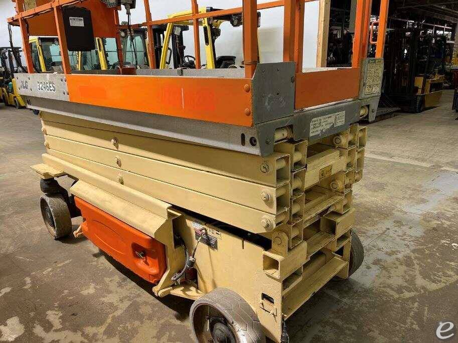 2007 JLG 3246ES Electric Scissor Lift - 123Forklift