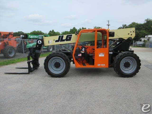 2014 JLG G6-42A