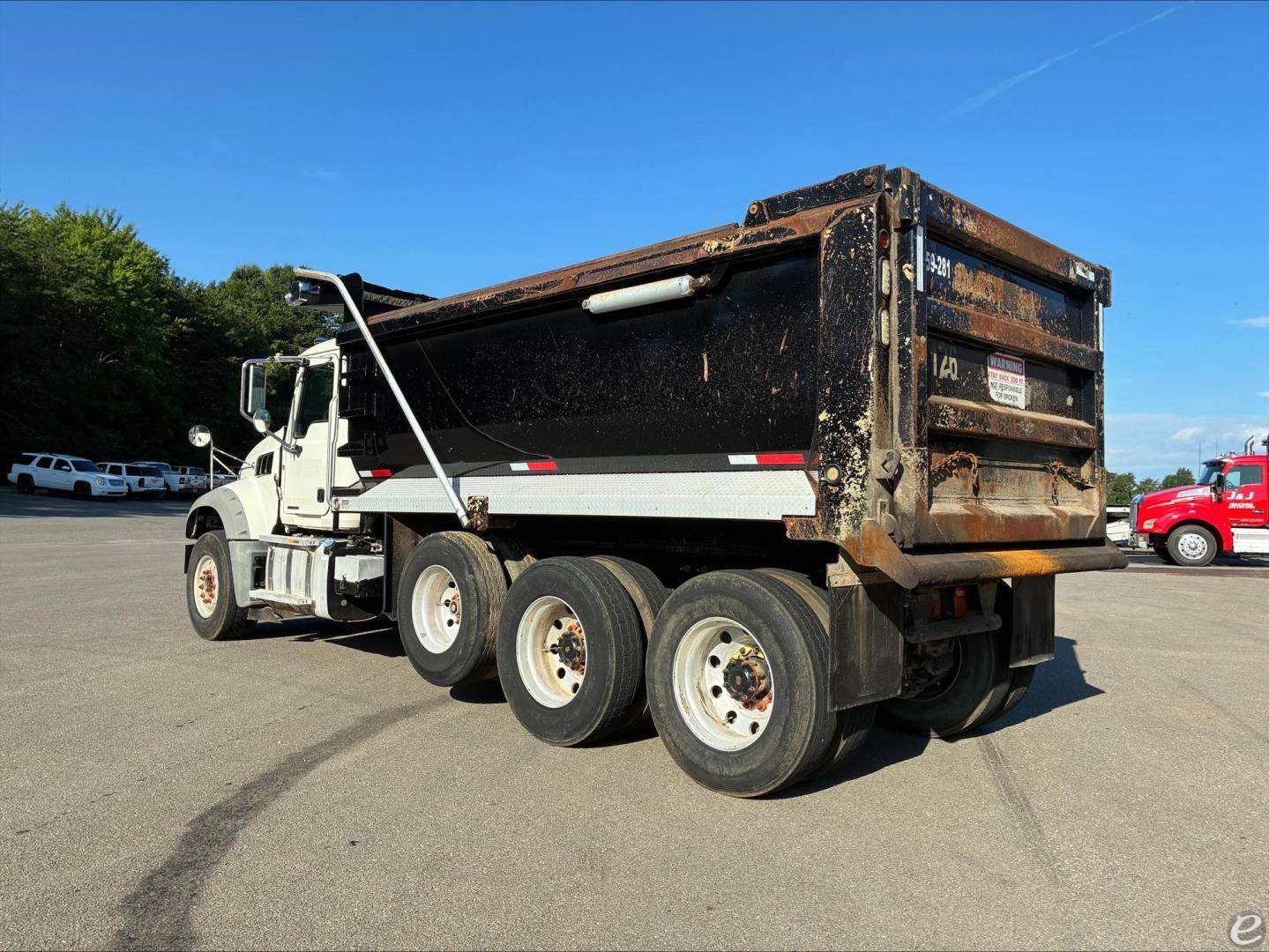 2020 Mack GRANITE 64FR