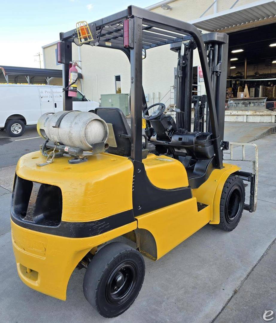 2019 Yale GLP060MX