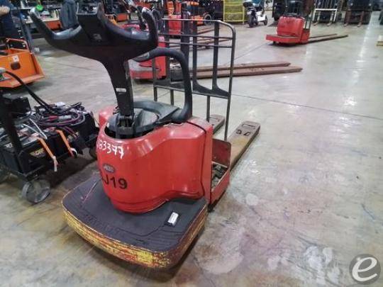 2010 Raymond 8400 Electric Forklift - 123Forklift