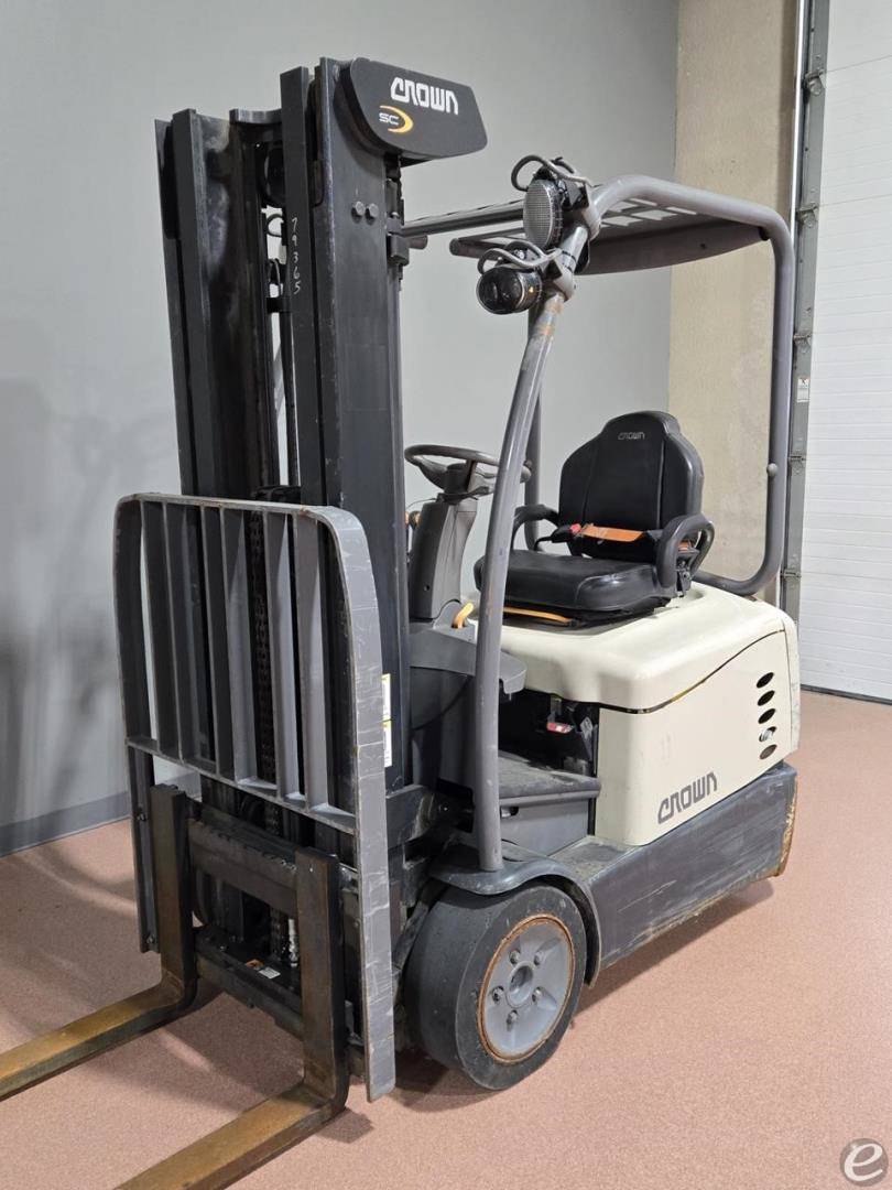 2020 Crown SC5215-30 Electric Forklift - 123Forklift