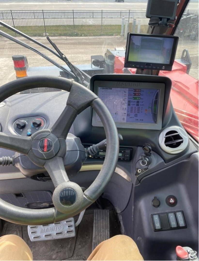 2021 Manitou MHT12330