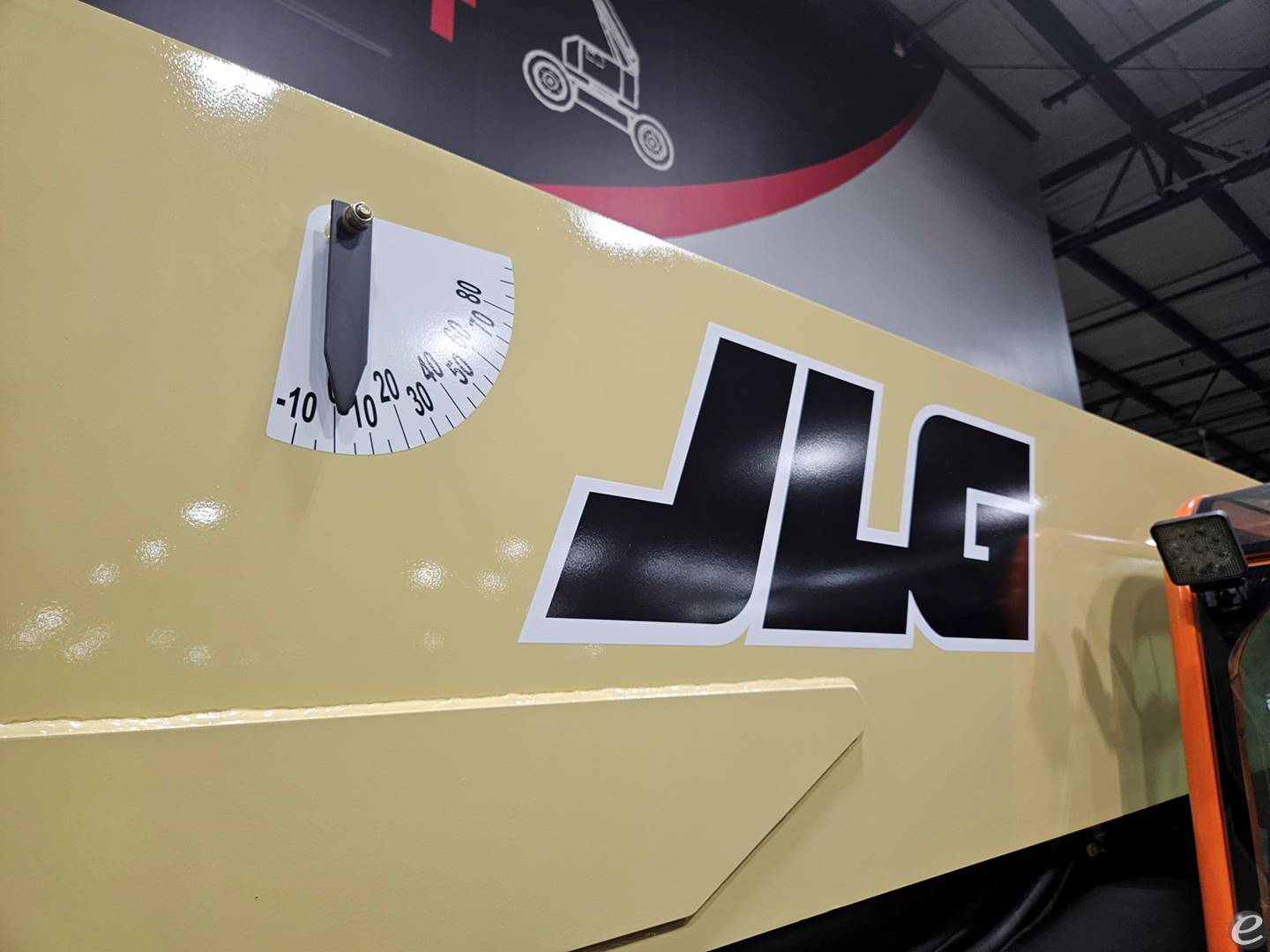 2016 JLG G15-44A