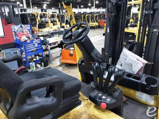 2020 Hyster E80XN