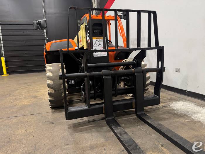2016 JLG G5-18A