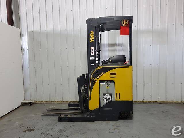 2014 Yale NR040DB Electric Reach Truck - 123Forklift
