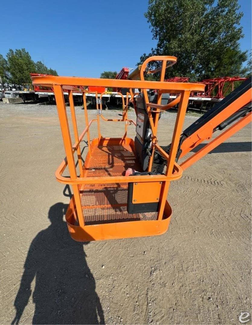2018 JLG 860SJ
