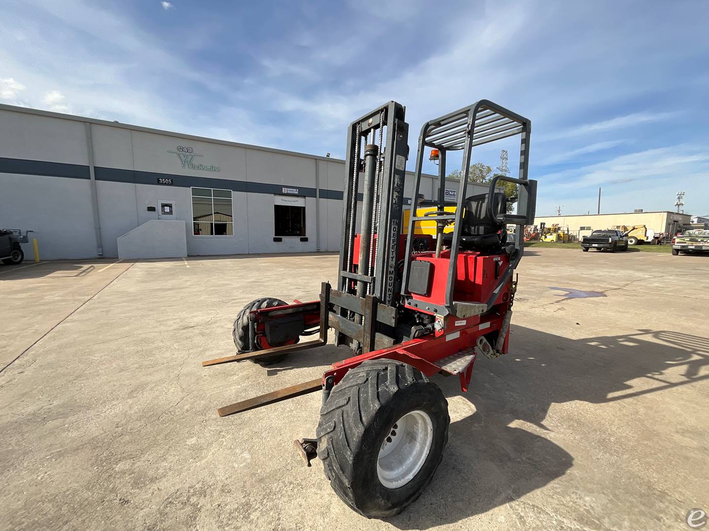 1999 Moffett M5000 Diesel Forklift - 123Forklift