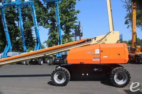2019 JLG 800S