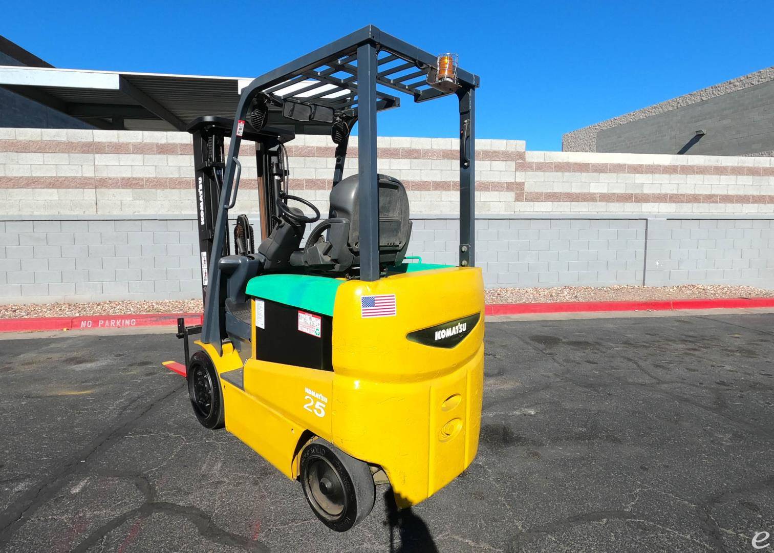 2012 Komatsu FB25SHU-6 Electric Forklift - 123Forklift