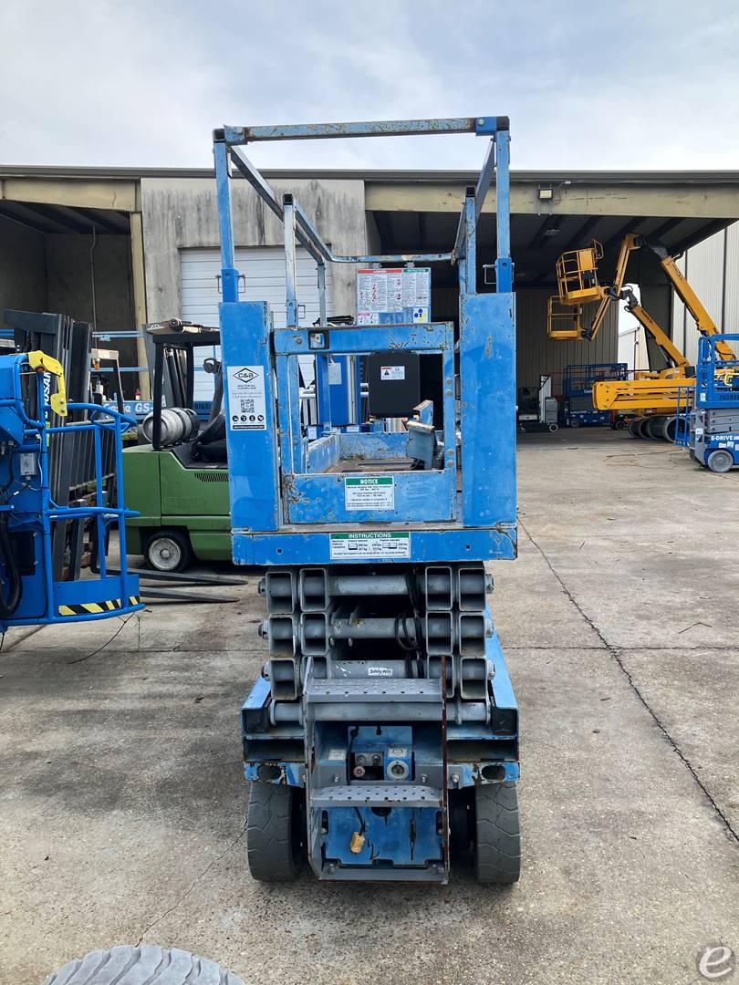 2013 Genie GS2632