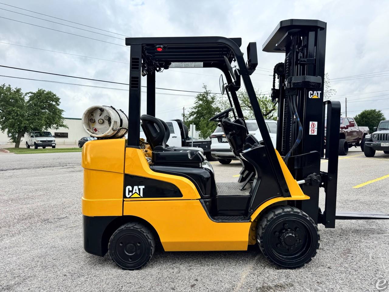 2017 Cat C6000