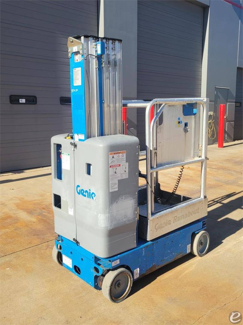 2015 Genie GR20 Electric Scissor Lift - 123Forklift