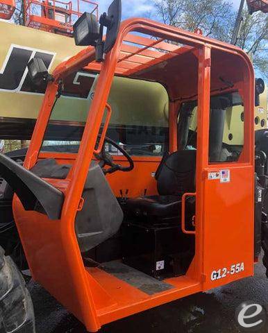 2013 JLG G12-55A
