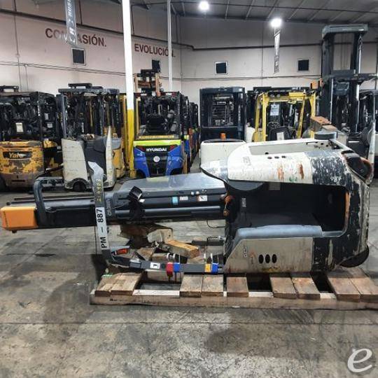 2021 Crown RM6025-45