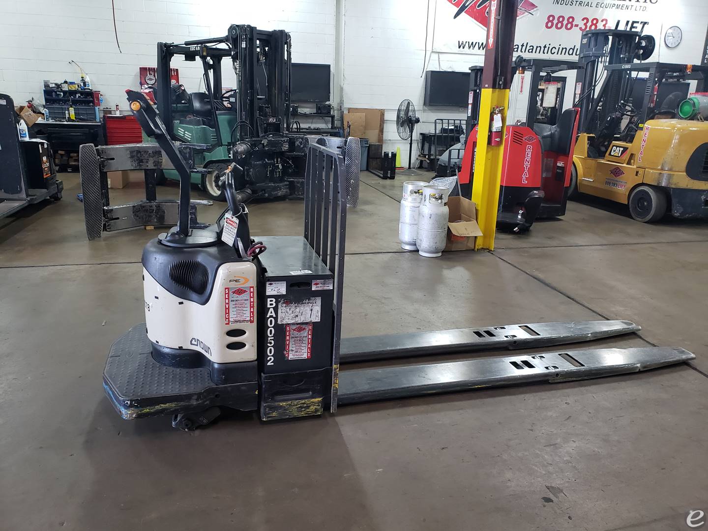 2009 Crown PE4500-60 Electric Forklift - 123Forklift