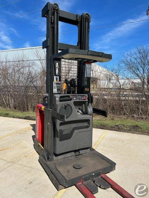 2006 Raymond 540OPC30TT Electric Order Picker - 123Forklift
