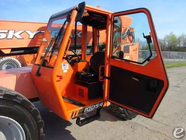 2017 Skytrak 10054