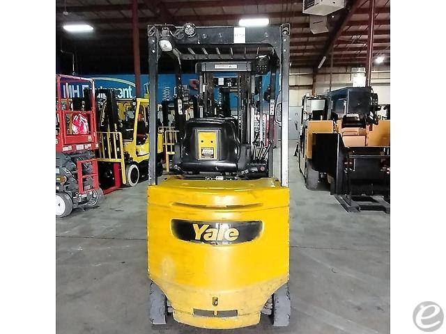 2015 Yale ERC050VG