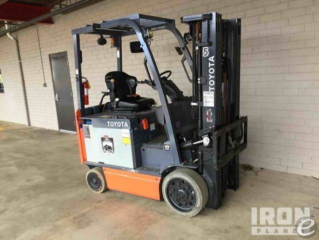 2015 Toyota 8FBCHU25 Electric Forklift - 123Forklift