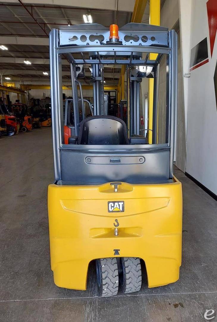 2015 Cat 2ET4000