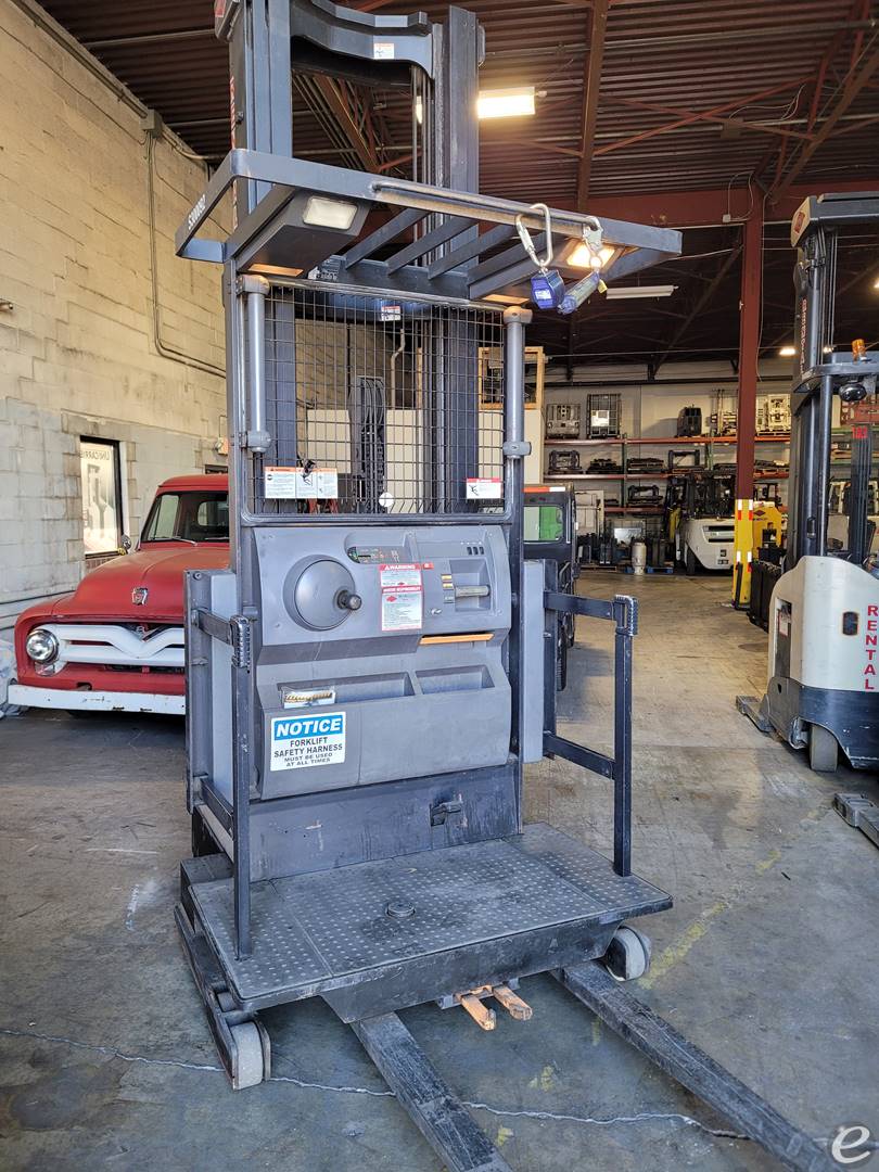 2012 Crown SP3520-30