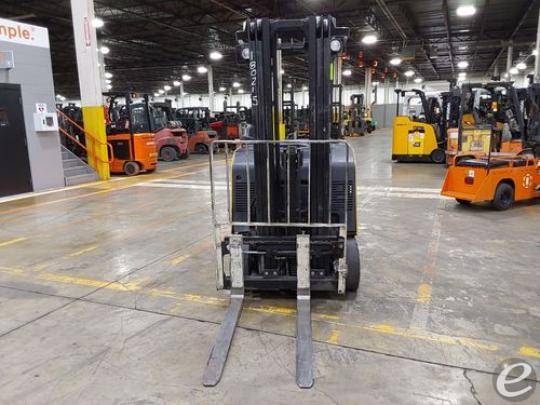 2015 Yale ESC030 Electric Forklift - 123Forklift