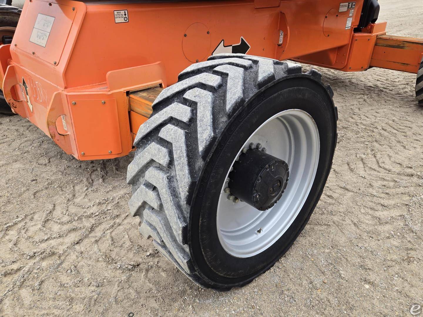 2005 JLG 1250AJP