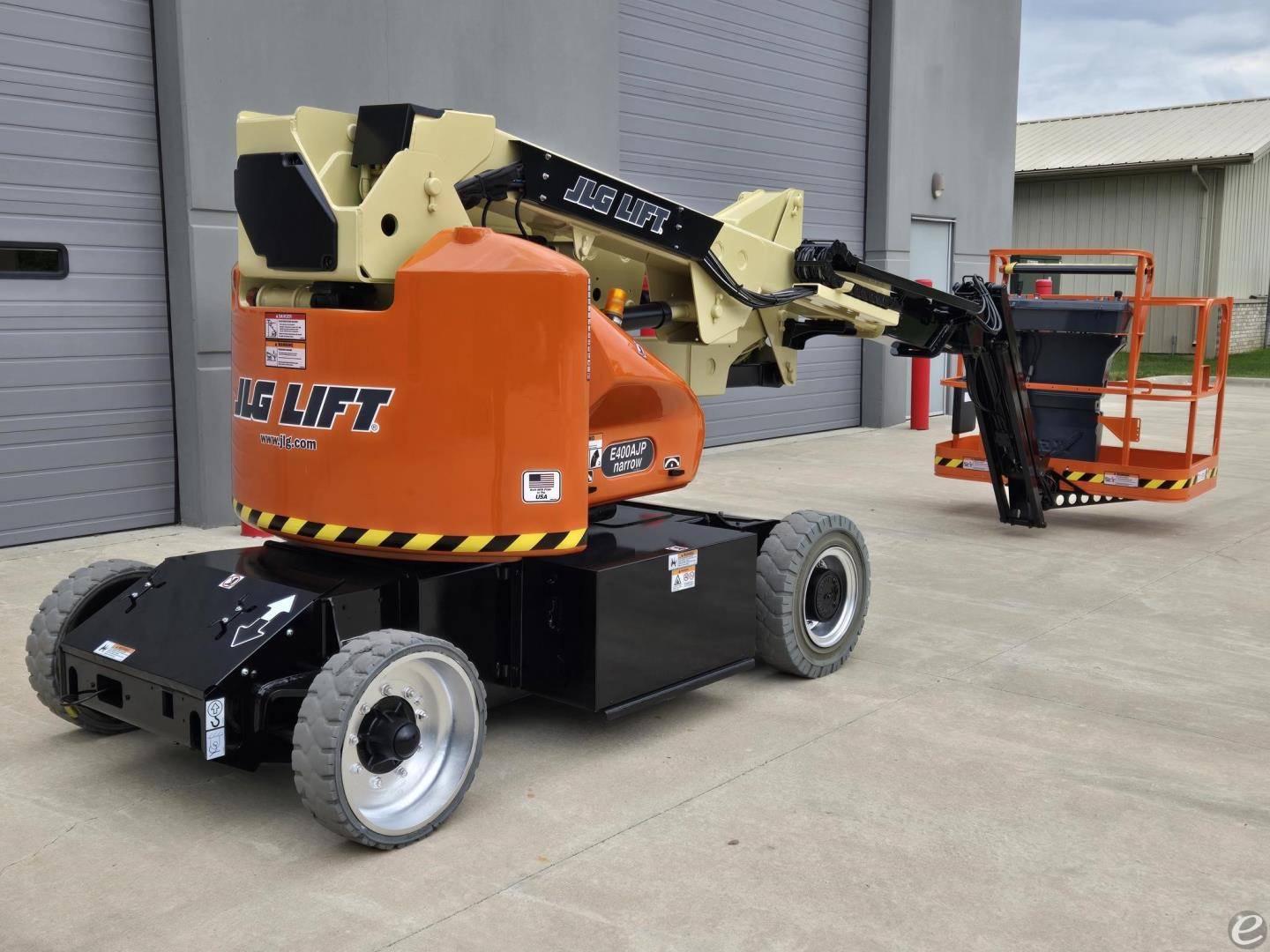 2016 JLG E400AJPN