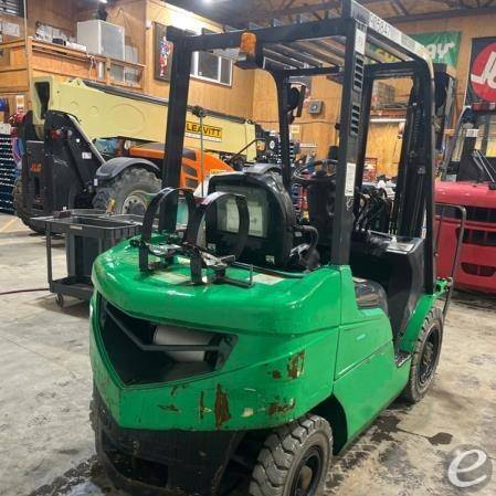 2016 Mitsubishi FG25N