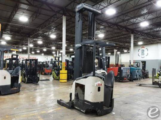2010 Crown RR5725-45 Electric Reach Truck - 123Forklift