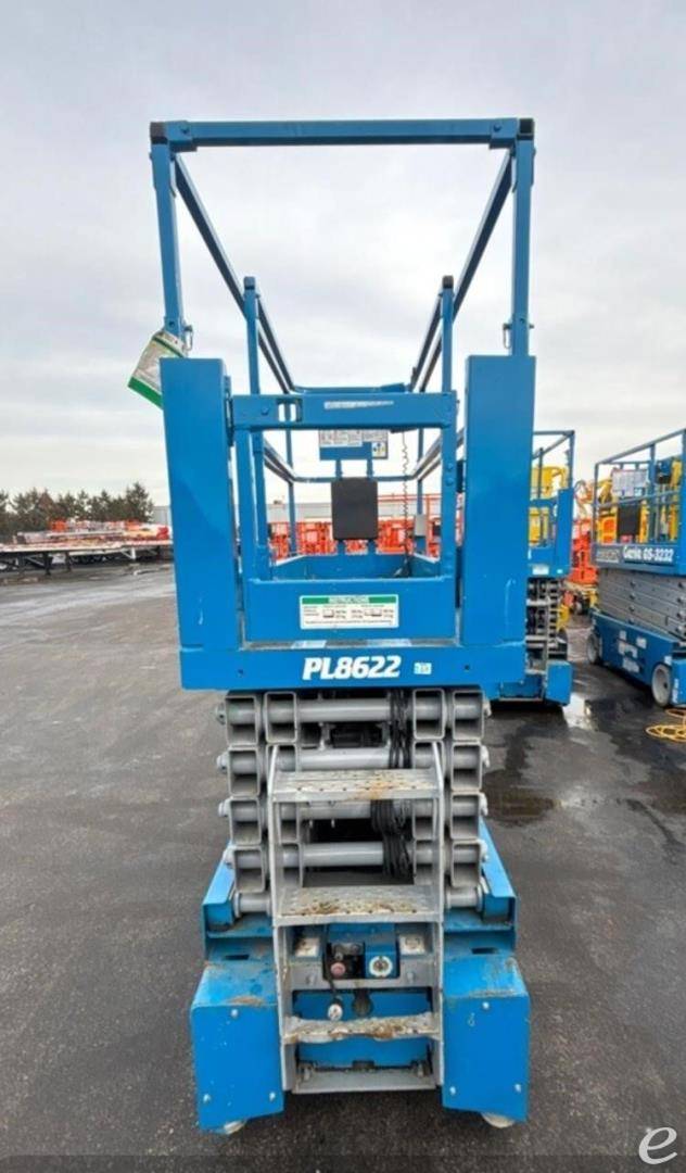 2014 Genie GS3232
