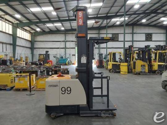 2019 Crown SP4050-30