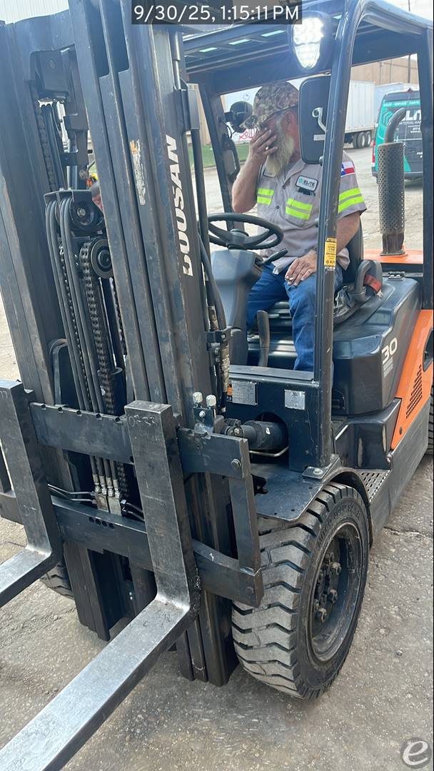2020 Doosan D30S-7