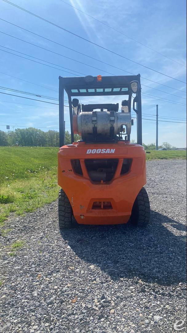 2017 Doosan G25N7