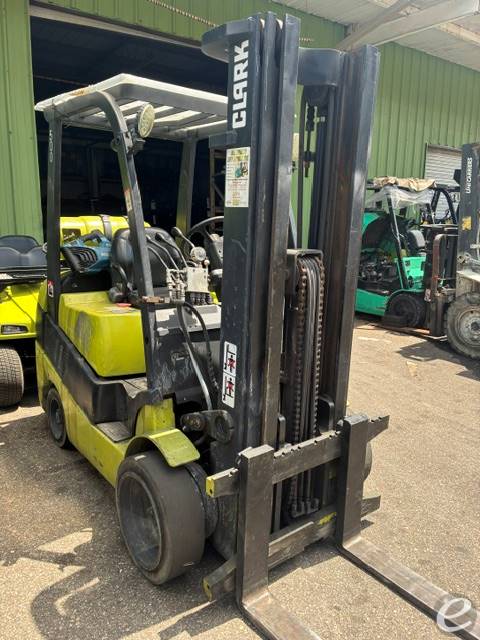 2006 Clark C25CL