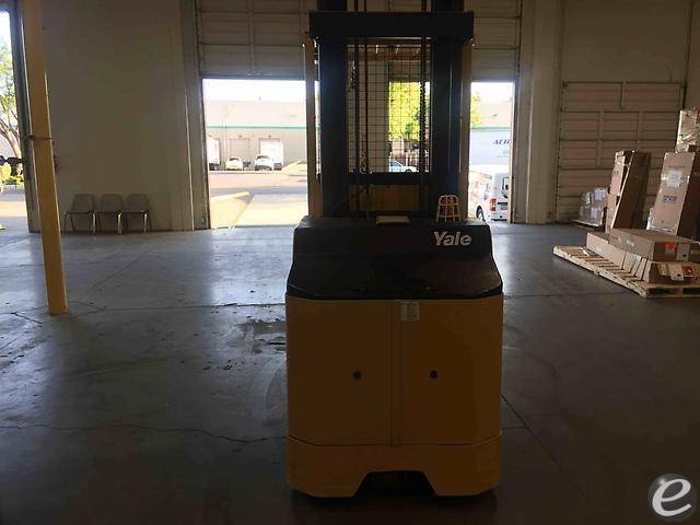 2014 Yale OS030 Electric Order Picker - 123Forklift