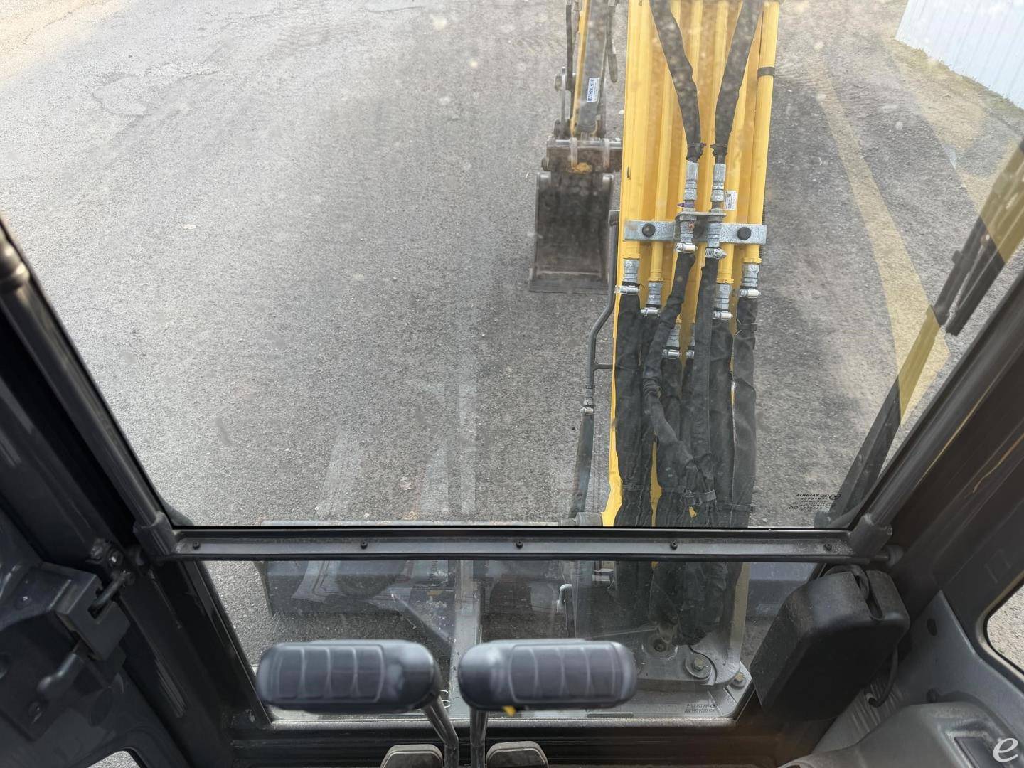 2024 New Holland E37C