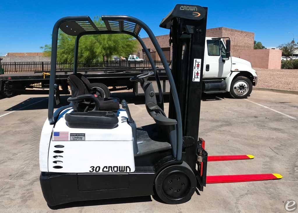 2010 Crown SC4500 Electric Forklift...