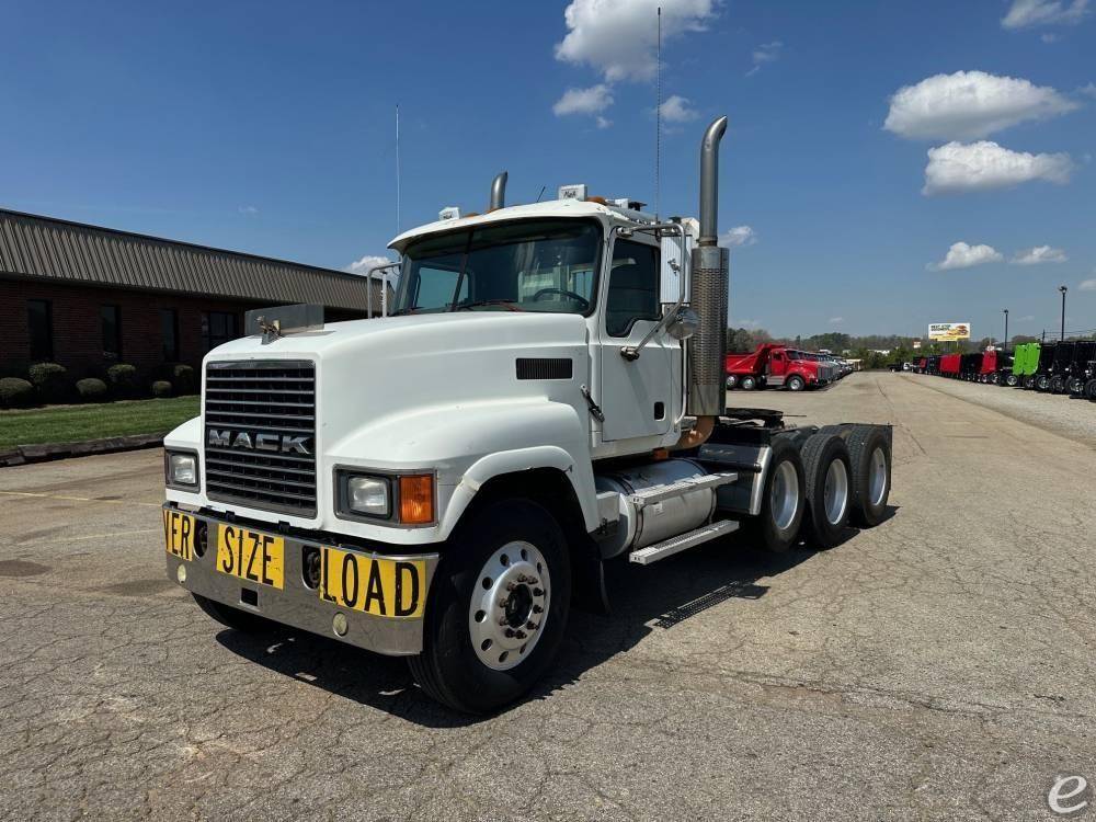 2007 Mack CHN613