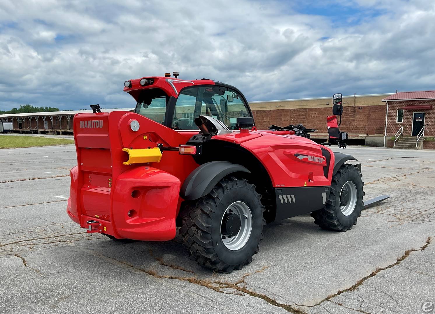 2026 Manitou MHT 790