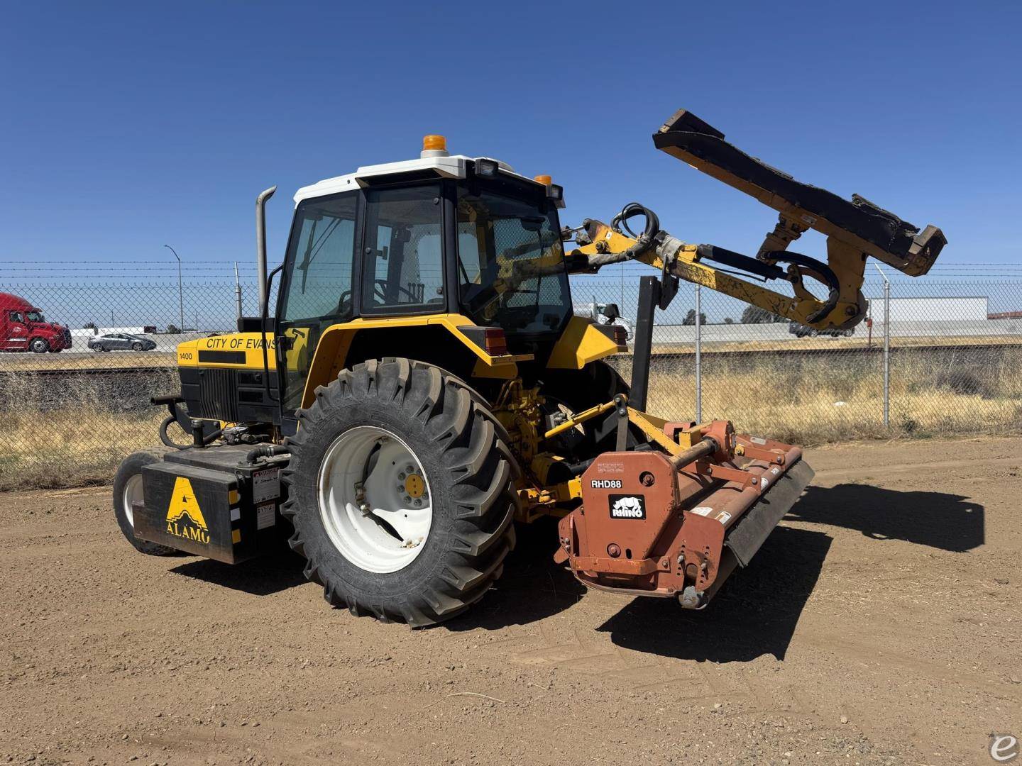 1995 New Holland 6640SLE